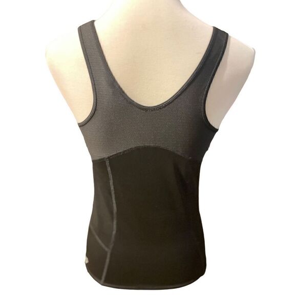 Puma Sport Lifestyle Exercise Top w/ Built in Bra Black Size Medium-EUC - Picture 2 of 12